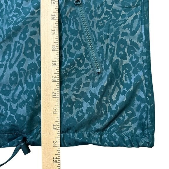 Zyia Active Hoodie Jacket Teal Green Leopard Print Windbreaker Full Zip Size M - Picture 14 of 15